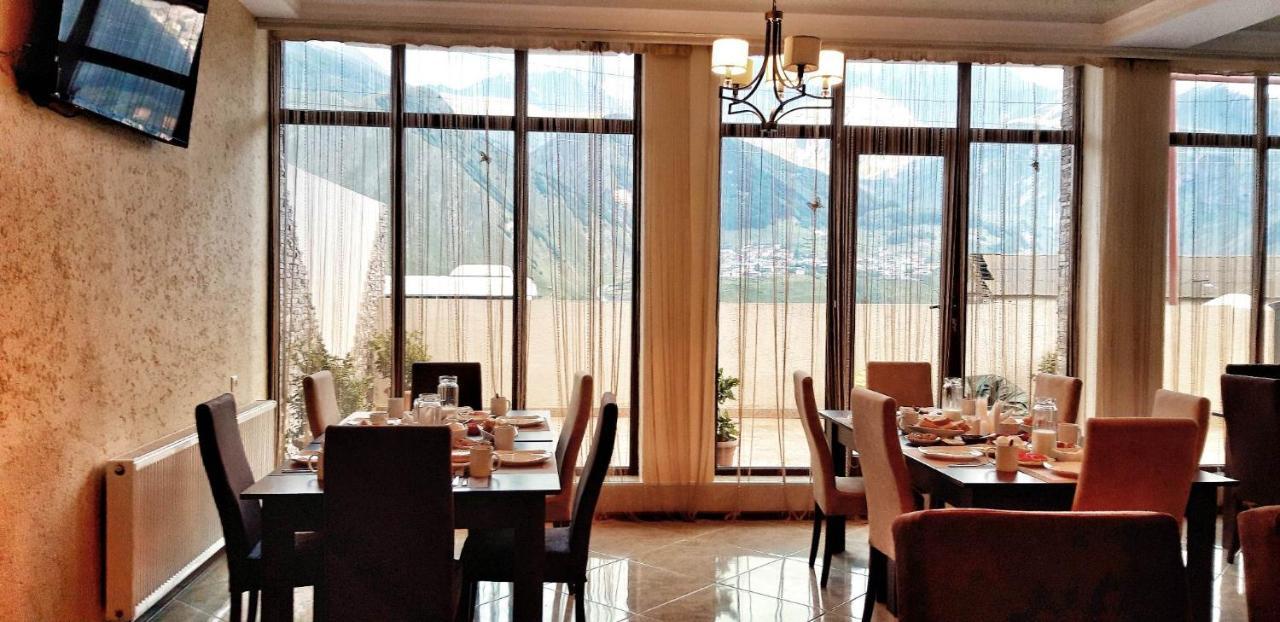 Hotel Iveria Kazbegi Esterno foto