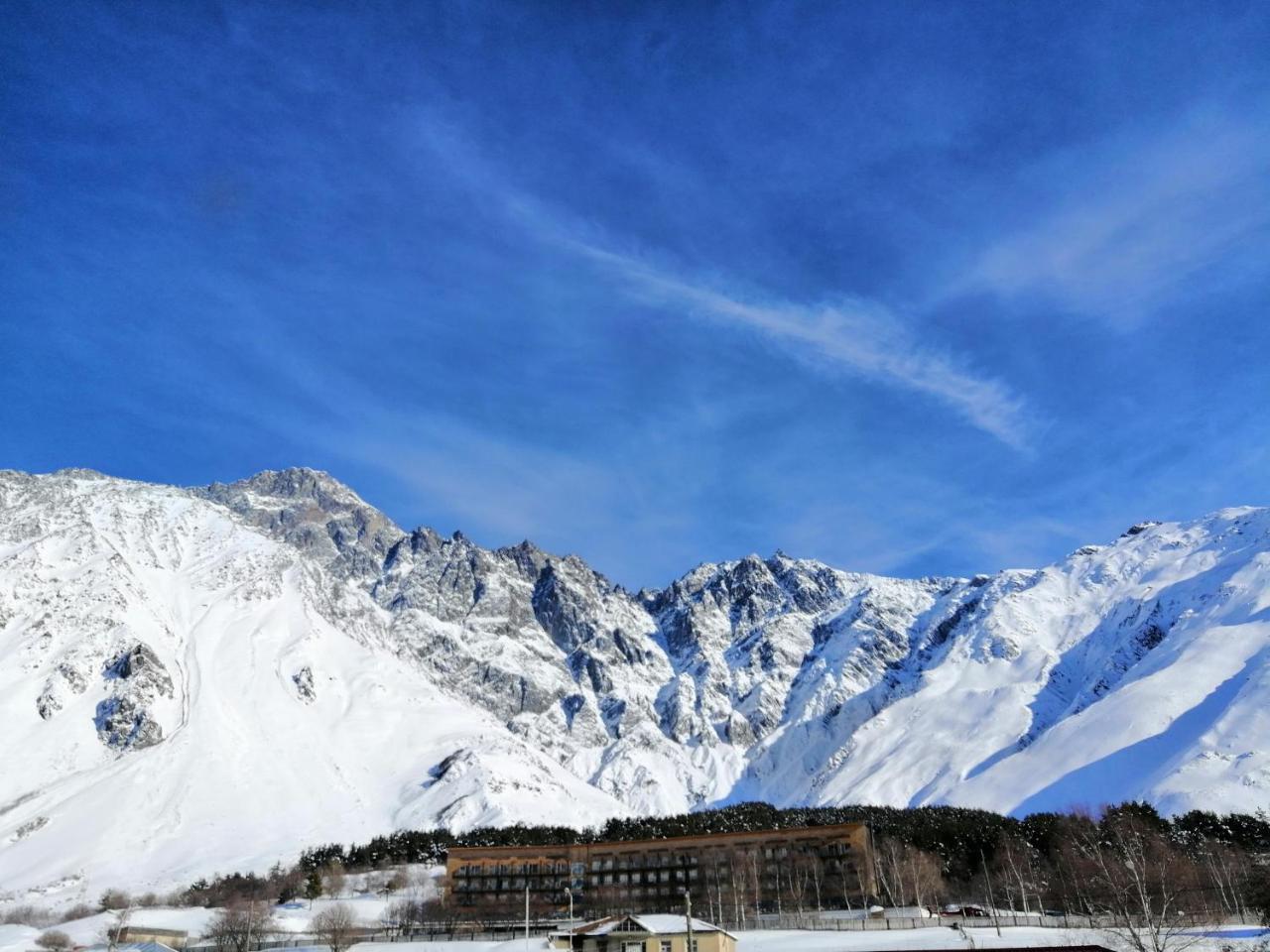 Hotel Iveria Kazbegi Esterno foto