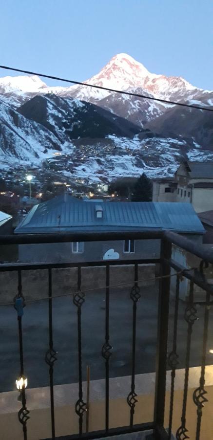 Hotel Iveria Kazbegi Esterno foto