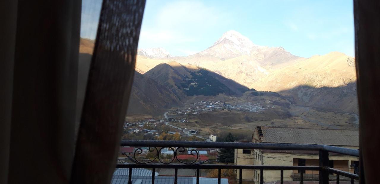 Hotel Iveria Kazbegi Esterno foto