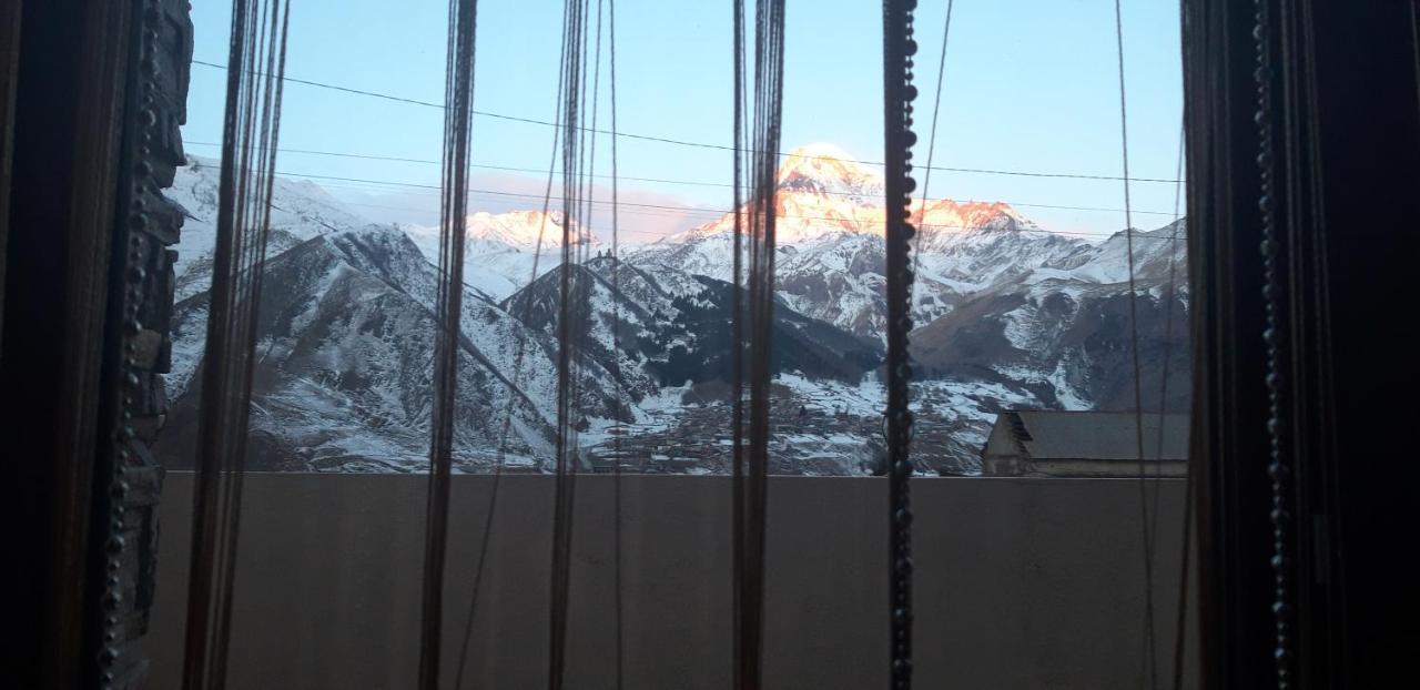 Hotel Iveria Kazbegi Esterno foto